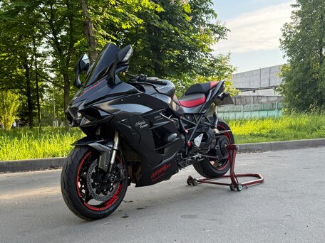 2018 Kawasaki Ninja H2 SX, серый, 1150000 рублей, вид 1