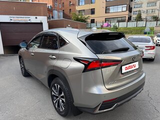 2019 Lexus NX 200 I Рестайлинг, серый, 3000000 рублей, вид 5