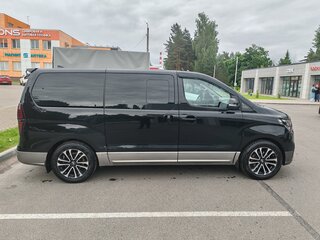 2019 Hyundai Grand Starex I Рестайлинг 2, чёрный, 3050000 рублей, вид 4