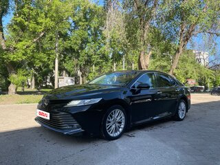 2019 Toyota Camry VIII (XV70), чёрный, 2950000 рублей, вид 1