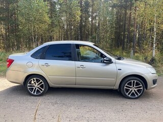 2013 Lada (ВАЗ) Granta I, бежевый, 400000 рублей, вид 3