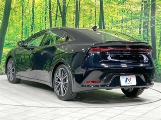 2025 Toyota Prius V (XW60), чёрный, 3490000 рублей, вид 5