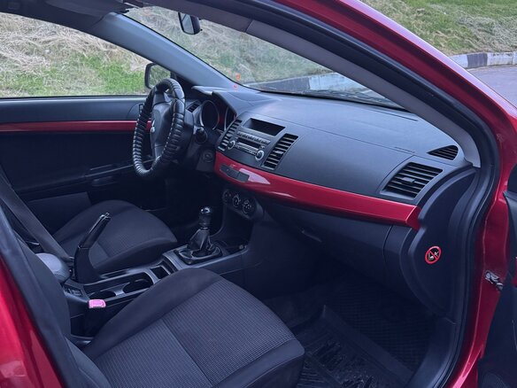 2007 Mitsubishi Lancer X, красный, 635000 рублей - вид 10