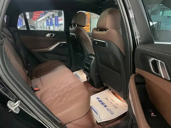 2023 BMW X6 30i III (G06) Рестайлинг, чёрный, 7816000 рублей - вид 7