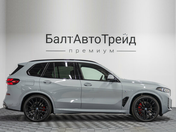 2026 BMW X5 30d IV (G05/G18) Рестайлинг, серый, 15490000 рублей - вид 5