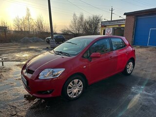2008 Toyota Auris I, красный, 1000000 рублей, вид 2