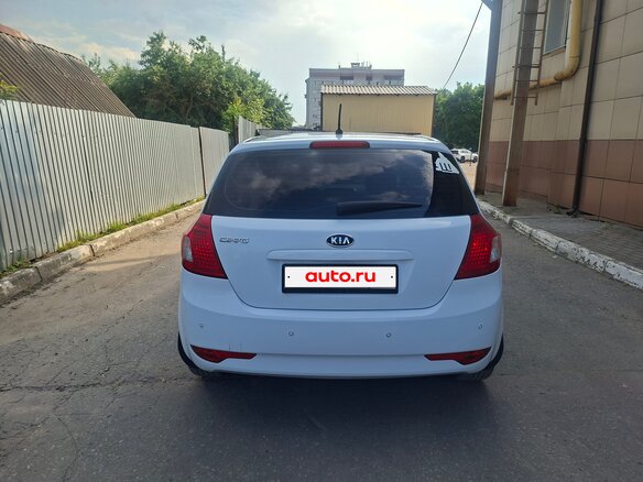 2011 Kia Ceed I Рестайлинг, белый - вид 5