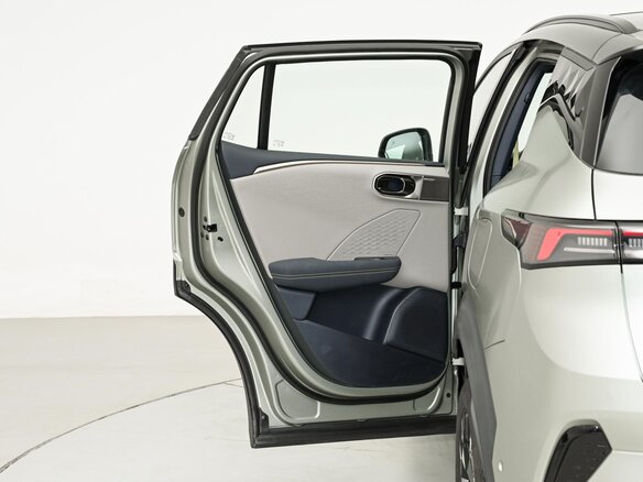 2026 Lynk & Co 06 I Рестайлинг, зелёный, 2896000 рублей - вид 34