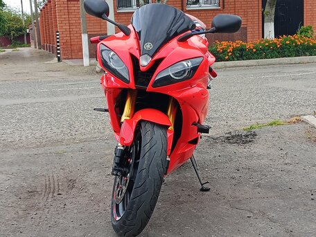 2005 Yamaha YZF-R6, красный, 600000 рублей, вид 2