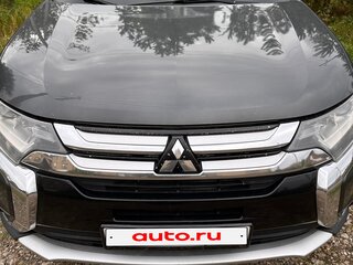 2017 Mitsubishi Outlander III Рестайлинг 2, серый, 1845000 рублей, вид 2