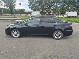 2017 Toyota Camry VII (XV50) Рестайлинг 2, чёрный, 1950000 рублей, вид 5