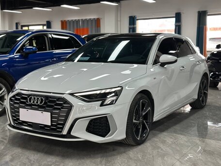 2026 Audi A3 Sportback 35 TFSI IV (8Y) Рестайлинг, серебристый, 3590000 рублей, вид 2
