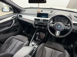 2017 BMW X1 18i sDrive II (F48), белый, 1990000 рублей, вид 3