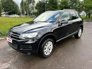 2014 Volkswagen Touareg II, чёрный, 2300000 рублей, вид 3