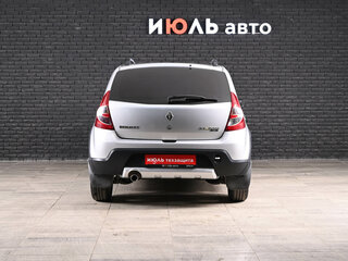 2014 Renault Sandero Stepway I, серебристый, 700000 рублей, вид 5