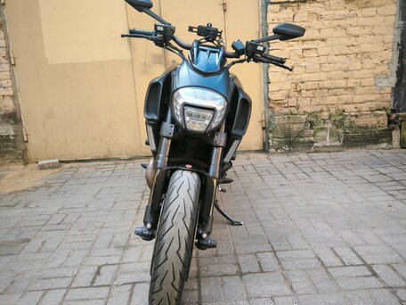 2015 Ducati Diavel, чёрный, 1000000 рублей, вид 4