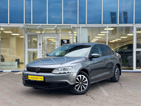 Volkswagen Jetta VI