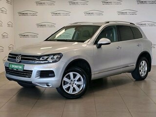 2013 Volkswagen Touareg II, серебристый, 1800000 рублей, вид 1