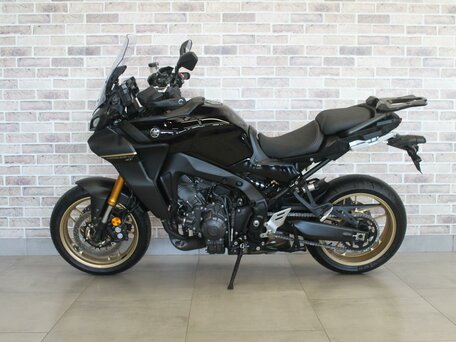 2024 Yamaha MT-09 Tracer (FJ-09), чёрный, 1325000 рублей, вид 3