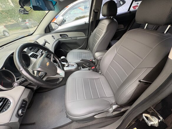 2010 Chevrolet Cruze I, чёрный, 720000 рублей - вид 17