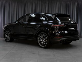 2018 Porsche Cayenne III, чёрный, 5299000 рублей, вид 2