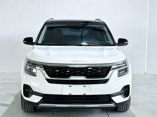 2023 Kia KX3, белый, 1300000 рублей, вид 2