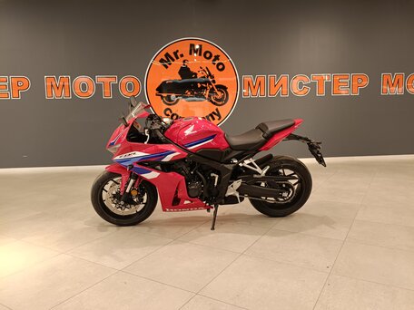 2025 Honda CBR 650R, красный, 1250000 рублей, вид 2