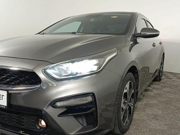 2021 Kia Cerato IV, серый, 2130000 рублей - вид 20