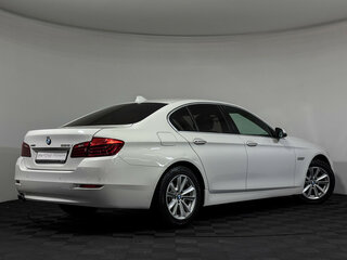 2013 BMW 5 серии 528i xDrive VI (F10/F11/F07) Рестайлинг, белый, 1824000 рублей, вид 2