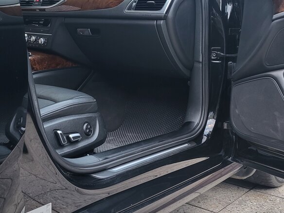 2015 Audi A6 IV (C7) Рестайлинг, чёрный, 1500000 рублей - вид 16