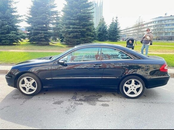 2003 Mercedes-Benz CLK-Класс 270 II (W209), чёрный, 1350000 рублей - вид 3