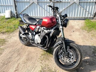 Suzuki GSX 400 Inazuma