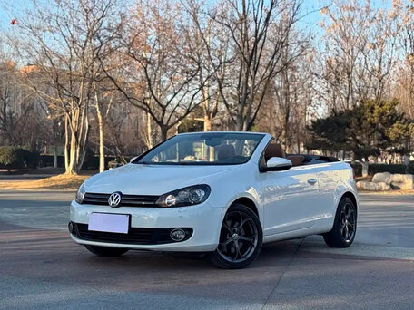 Volkswagen Golf VI