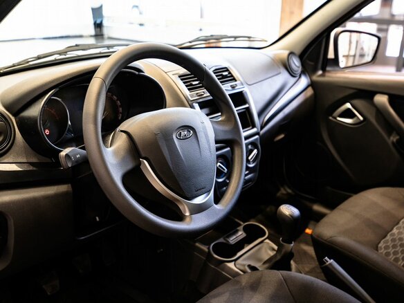 2026 Lada (ВАЗ) Granta I Рестайлинг, белый, 1290000 рублей - вид 10