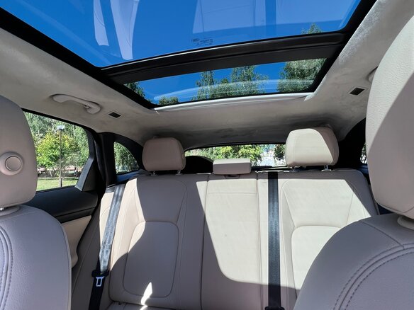 2019 Jaguar F-Pace I, чёрный, 3580000 рублей - вид 15