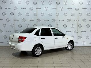 2015 Lada (ВАЗ) Granta I, белый, 420000 рублей, вид 4