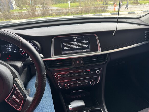 2019 Kia Optima IV Рестайлинг, серебристый, 2800000 рублей - вид 19