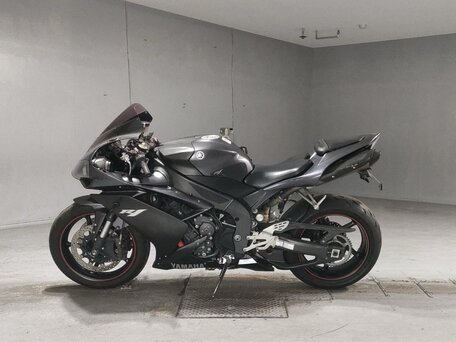 2007 Yamaha YZF-R1, серый, 580000 рублей, вид 2