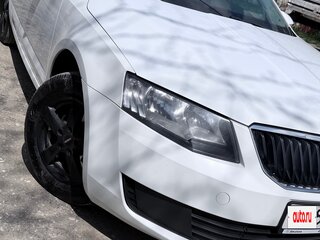 2016 Skoda Octavia III (A7), белый, 1228000 рублей, вид 2