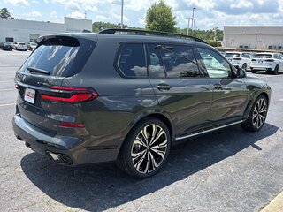 2023 BMW X7 40i I (G07) Рестайлинг, серый, 11462148 рублей, вид 3