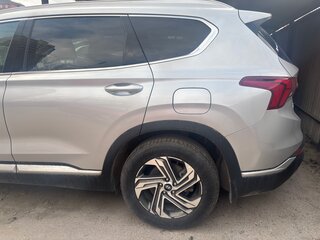 2022 Hyundai Santa Fe IV Рестайлинг, серый, 4300000 рублей, вид 5