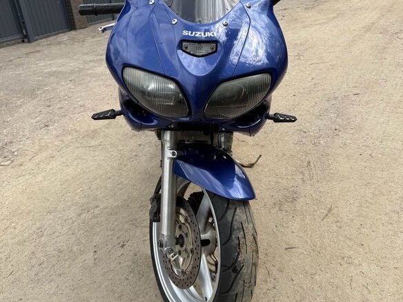 2001 Suzuki SV 650, синий, 300000 рублей - вид 1