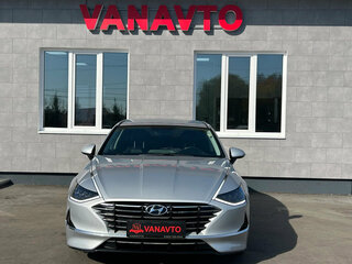2021 Hyundai Sonata VIII (DN8), серебристый, 2850000 рублей, вид 2