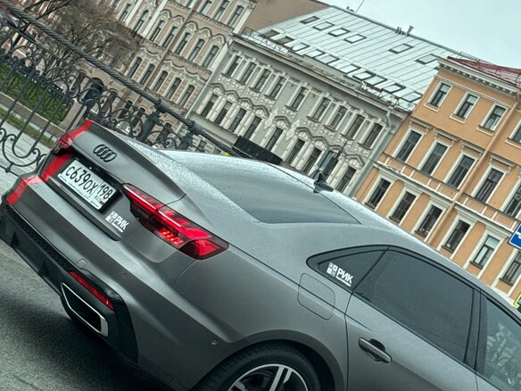 2022 Audi A4 35 TFSI V (B9) Рестайлинг, серый, 4802596 рублей - вид 11