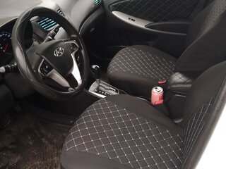 2012 Hyundai Solaris I, белый, 530000 рублей, вид 5