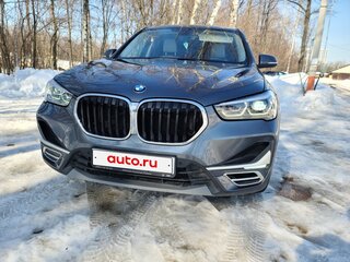2021 BMW X1 18i sDrive II (F48) Рестайлинг, серый, 3050000 рублей, вид 2