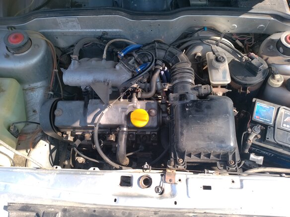 2004 Lada (ВАЗ) 2114, серебристый, 110000 рублей - вид 10