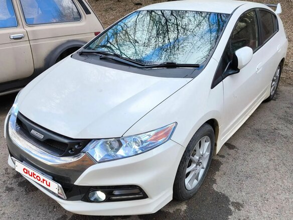 2013 Honda Insight II Рестайлинг, белый, 935000 рублей - вид 1