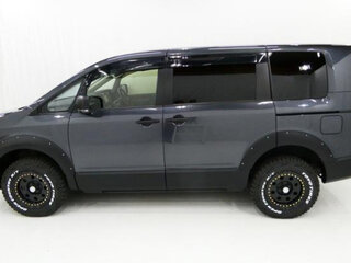 2023 Mitsubishi Delica D:5 I Рестайлинг, серый, 1790000 рублей, вид 3