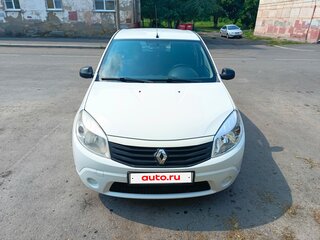 2012 Renault Sandero I, белый, 600000 рублей, вид 1